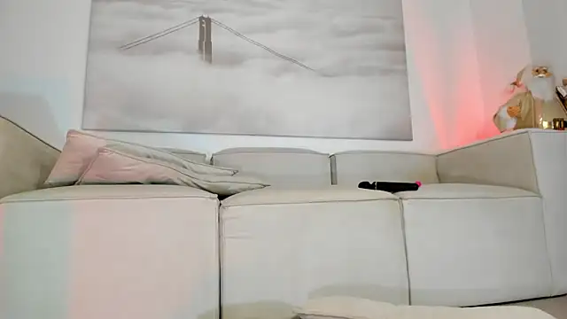 Apotheosis01 online show from 12.05.25