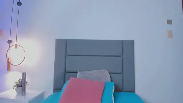 NoraDasilva online show from 01.31.25