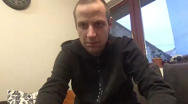 Snapshot of popperspair chatting on 01.12.25 popperspair online show from 01.12.25