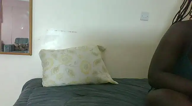 Snapshot of Darkberry chatting on 12.23.24 Darkberry online show from 12.23.24