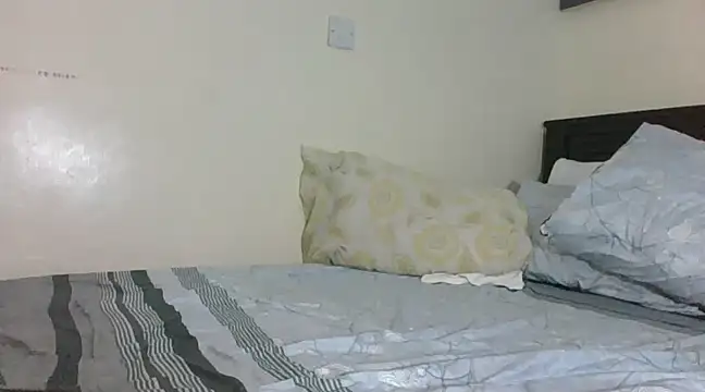 Snapshot of Darkberry chatting on 01.10.25 Darkberry online show from 01.10.25