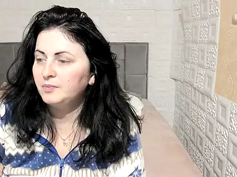 Snapshot of Lillian2 chatting on 03.12.25 Lillian2 online show from 03.12.25