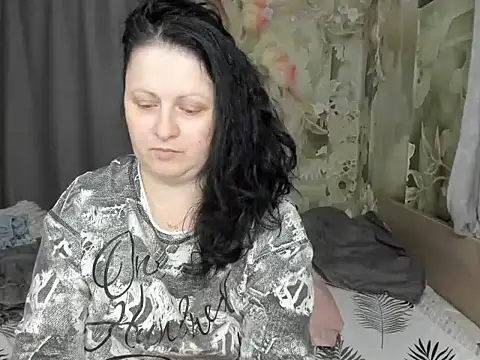 Snapshot of Lillian2 chatting on 02.09.26 Lillian2 online show from 02.09.26