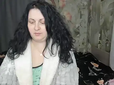 Snapshot of Lillian2 chatting on 03.12.26 Lillian2 online show from 03.12.26