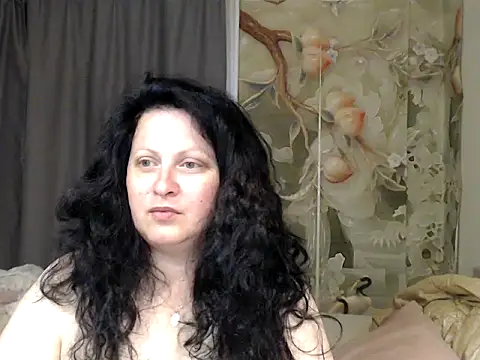 Snapshot of Lillian2 chatting on 07.29.26 Lillian2 online show from 07.29.26