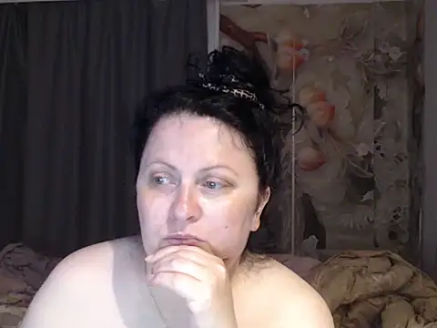 Snapshot of Lillian2 chatting on 07.31.26 Lillian2 online show from 07.31.26