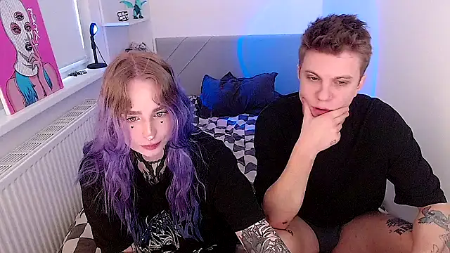 Snapshot of soalice chatting on 11.14.25 soalice online show from 11.14.25