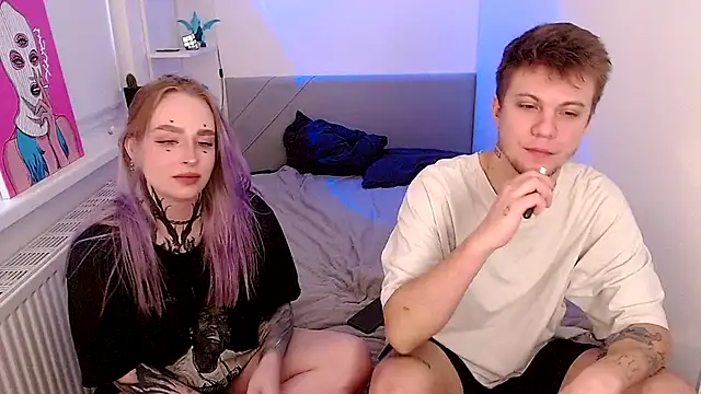 Snapshot of soalice chatting on 11.28.25 soalice online show from 11.28.25