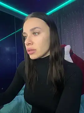 Snapshot of Queen_of_pain chatting on 11.19.25 Queen of pain online show from 11.19.25