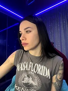 Snapshot of Queen_of_pain chatting on 12.01.25 Queen of pain online show from 12.01.25