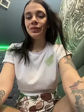 Snapshot of Queen_of_pain chatting on 02.08.26 Queen of pain online show from 02.08.26