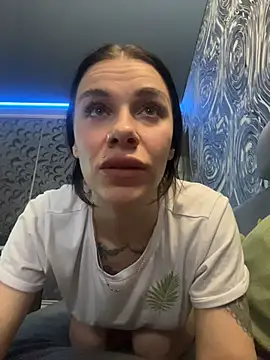 Snapshot of Queen_of_pain chatting on 02.19.26 Queen of pain online show from 02.19.26