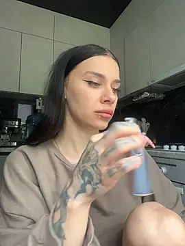 Snapshot of Queen_of_pain chatting on 05.27.26 Queen of pain online show from 05.27.26