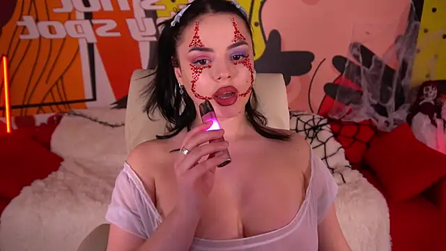 Daenerys Daenn online show from 10.31.25