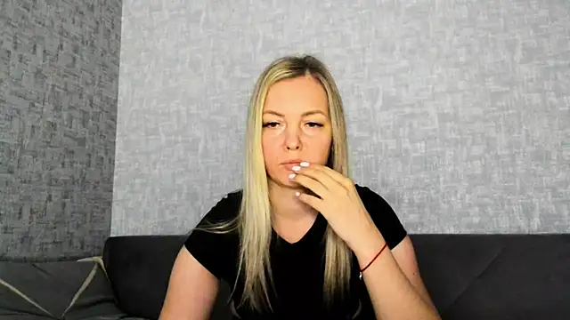 iam Venus online show from 04.07.26