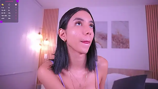 LillyThompson online show from 01.17.25