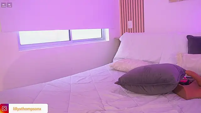 LillyThompson online show from 11.21.25