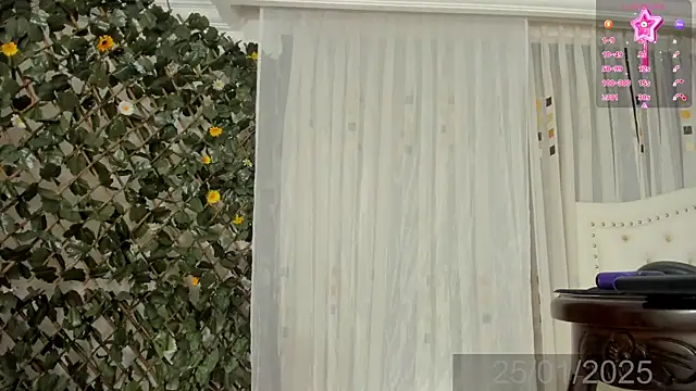 BunnyHotsx online show from 01.27.25