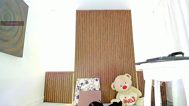 BunnyHotsx online show from 09.21.25