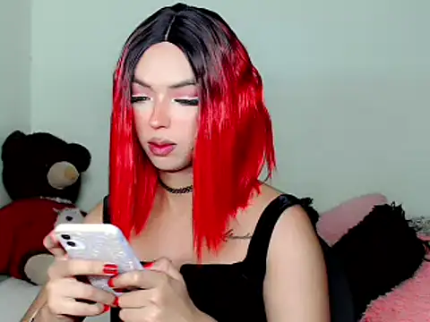 Snapshot of Tanedra_collings chatting on 12.14.24 Tanedra collings online show from 12.14.24