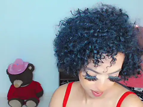 Snapshot of Tanedra_collings chatting on 03.11.25 Tanedra collings online show from 03.11.25
