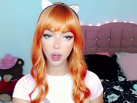 Snapshot of Tanedra_collings chatting on 03.12.25 Tanedra collings online show from 03.12.25