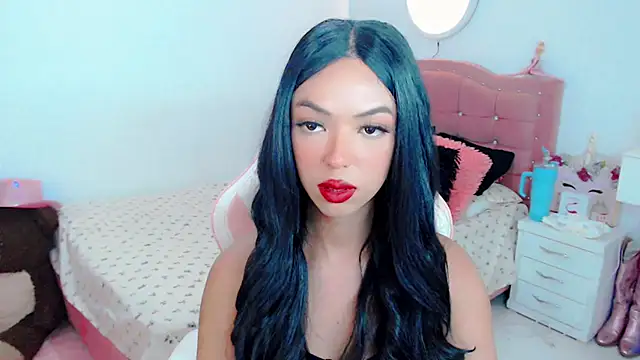 Snapshot of Tanedra_collings chatting on 09.30.25 Tanedra collings online show from 09.30.25
