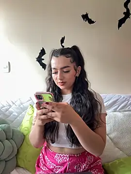 Nicollemays online show from 10.14.25