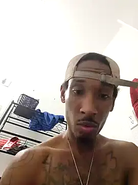 Snapshot of Z3US_UP_1 chatting on 10.29.25 Z3US UP 1 online show from 10.29.25