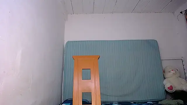 yselahot online show from 11.14.25