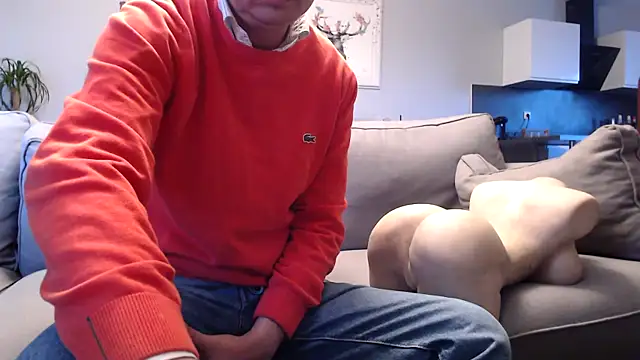 Snapshot of freddy0222222 chatting on 04.17.26 freddy0222222 online show from 04.17.26