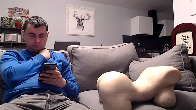 Snapshot of freddy0222222 chatting on 04.29.26 freddy0222222 online show from 04.29.26