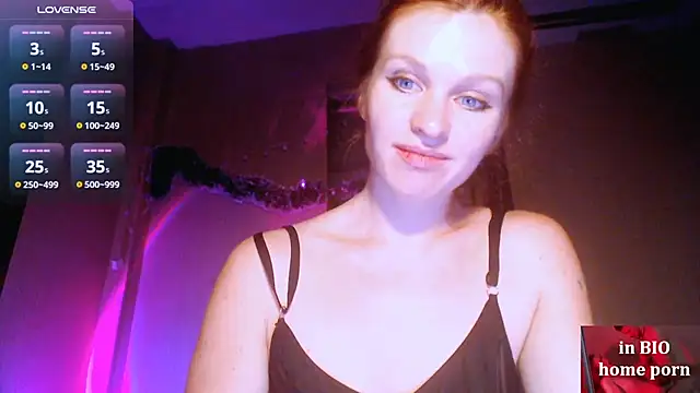 Snapshot of Cassie_Wild chatting on 02.17.25 Cassie Wild online show from 02.17.25