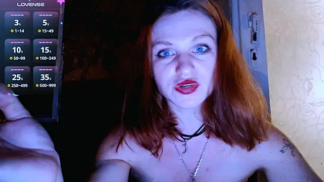 Snapshot of Cassie_Wild chatting on 09.08.25 Cassie Wild online show from 09.08.25