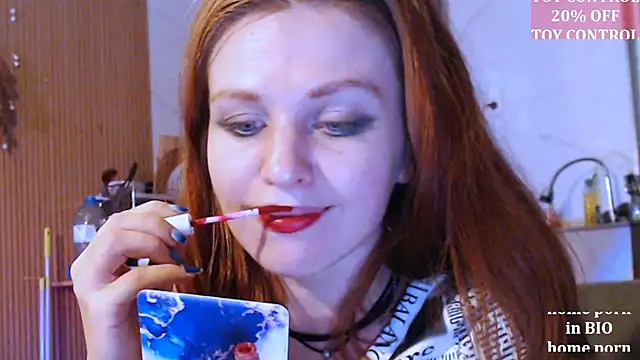Snapshot of Cassie_Wild chatting on 09.22.25 Cassie Wild online show from 09.22.25