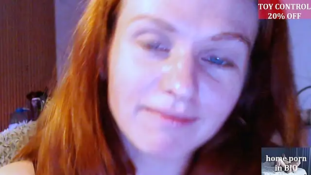 Snapshot of Cassie_Wild chatting on 09.24.25 Cassie Wild online show from 09.24.25