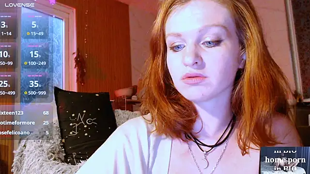 Snapshot of Cassie_Wild chatting on 09.28.25 Cassie Wild online show from 09.28.25