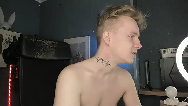 AlexxSweet online show from 03.29.26