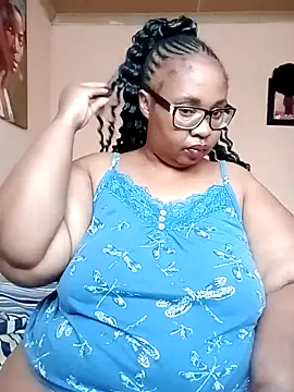 ZOQULUx online show from 12.15.25