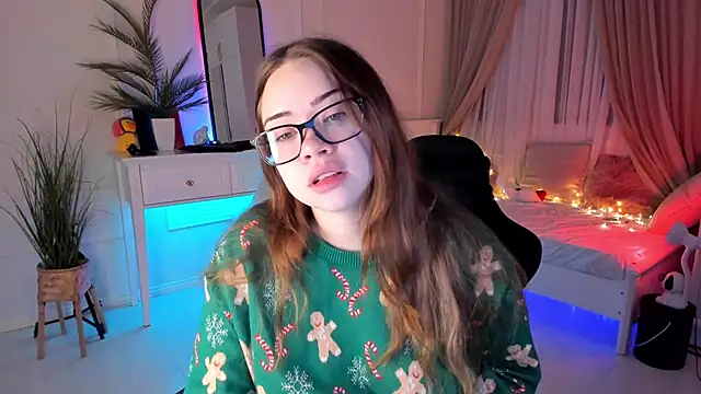 VixenMia online show from 02.10.25