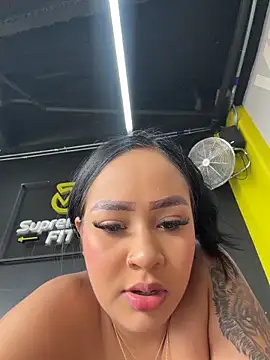 Luisa Fernandaa online show from 03.17.26