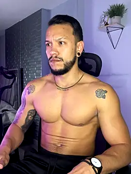 ARON TAYLER01 online show from 11.22.25