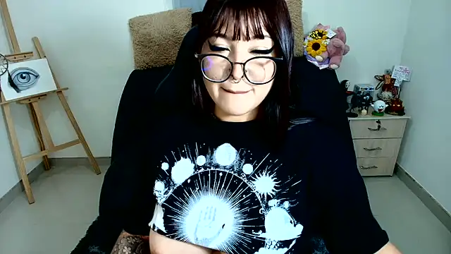 Snapshot of SweetIsabella_x chatting on 06.07.26 SweetIsabella x online show from 06.07.26