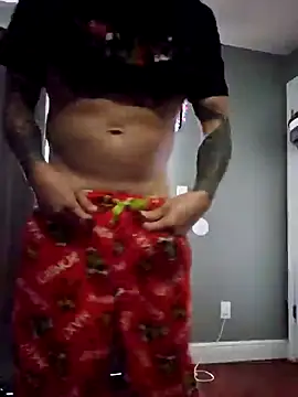 Snapshot of MrBiggBallz chatting on 12.26.24 MrBiggBallz online show from 12.26.24