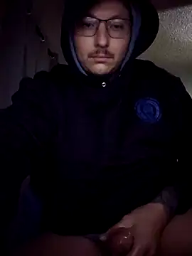 Snapshot of MrBiggBallz chatting on 01.19.25 MrBiggBallz online show from 01.19.25