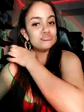 Snapshot of demonaughtyyy chatting on 01.05.25 demonaughtyyy online show from 01.05.25