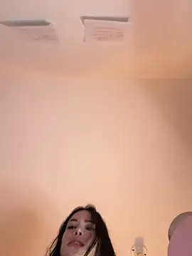 Snapshot of Im_Valentina chatting on 02.08.25 Im Valentina online show from 02.08.25