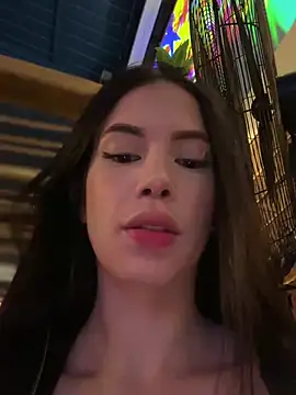 Snapshot of Im_Valentina chatting on 02.18.25 Im Valentina online show from 02.18.25