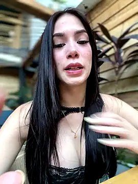 Snapshot of Im_Valentina chatting on 09.15.25 Im Valentina online show from 09.15.25