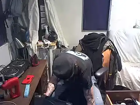 Snapshot of CloudDadddyyy420 chatting on 02.13.26 CloudDadddyyy420 online show from 02.13.26